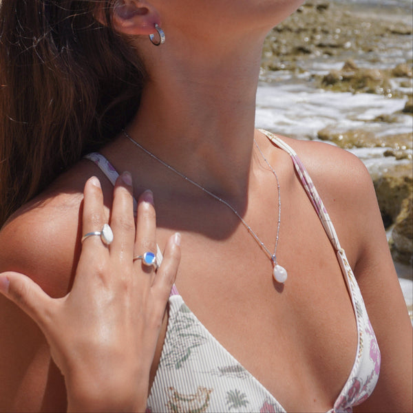 Plain Pearl Necklace